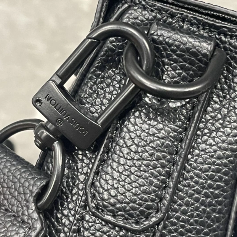 Trendsetting LX Satchel bags 14784