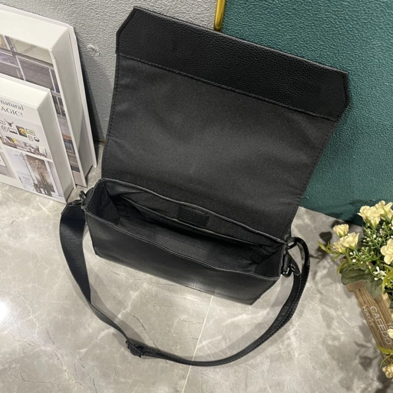 Trendsetting LX Satchel bags 14784