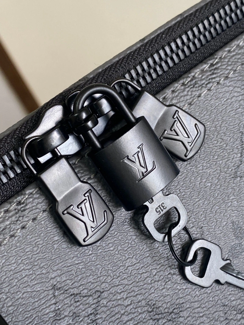 Fashionable LX Travel Bags 13704