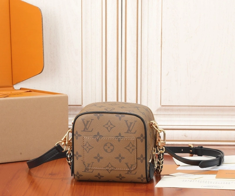 NewStyle LX Cosmetic Bags 15280