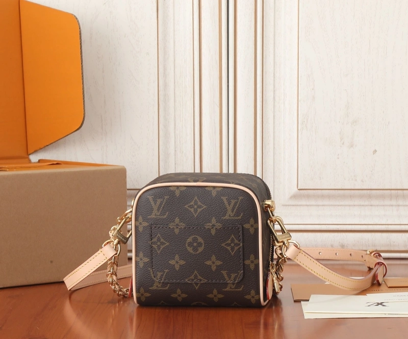 LX Cosmetic Bags Fashionable 15268