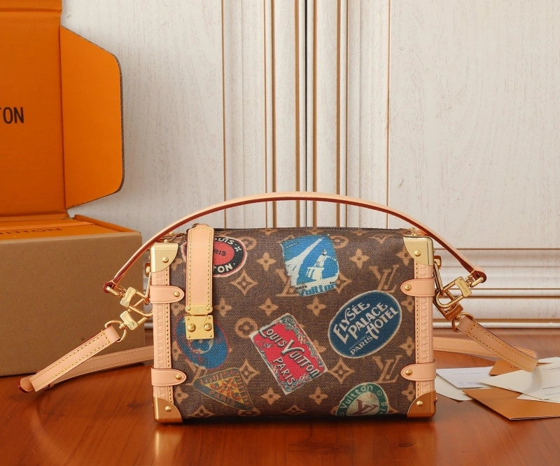 Soft LX Box Bags 15600