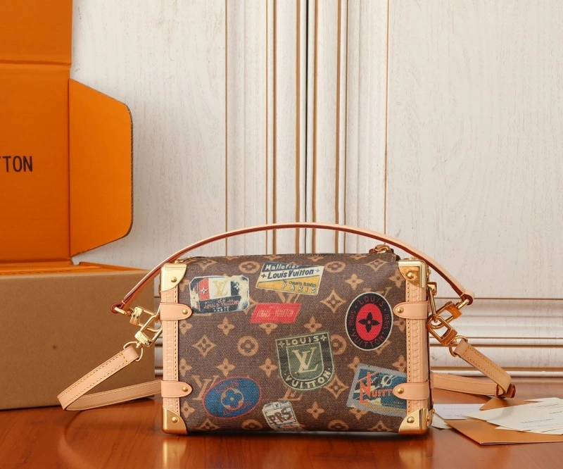 Soft LX Box Bags 15600