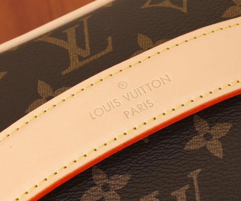 LX Cosmetic Bags Reliable 15277