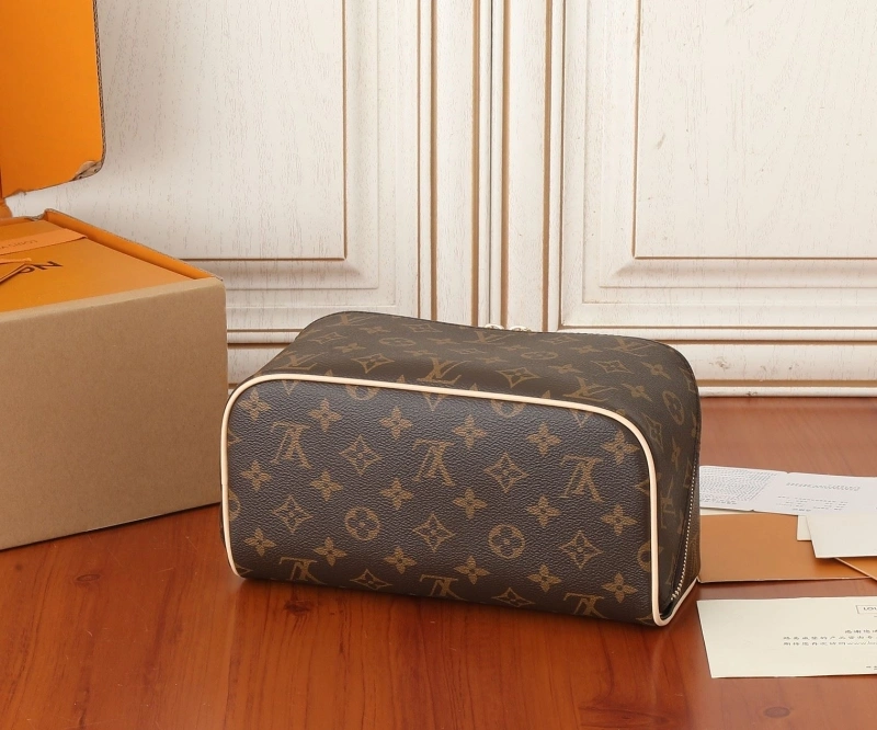 LX Cosmetic Bags Reliable 15277