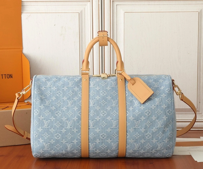Minimalist LX Travel Bags 13684