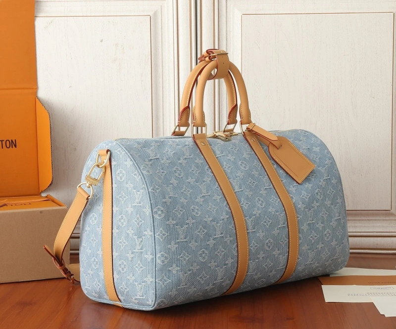 Minimalist LX Travel Bags 13684