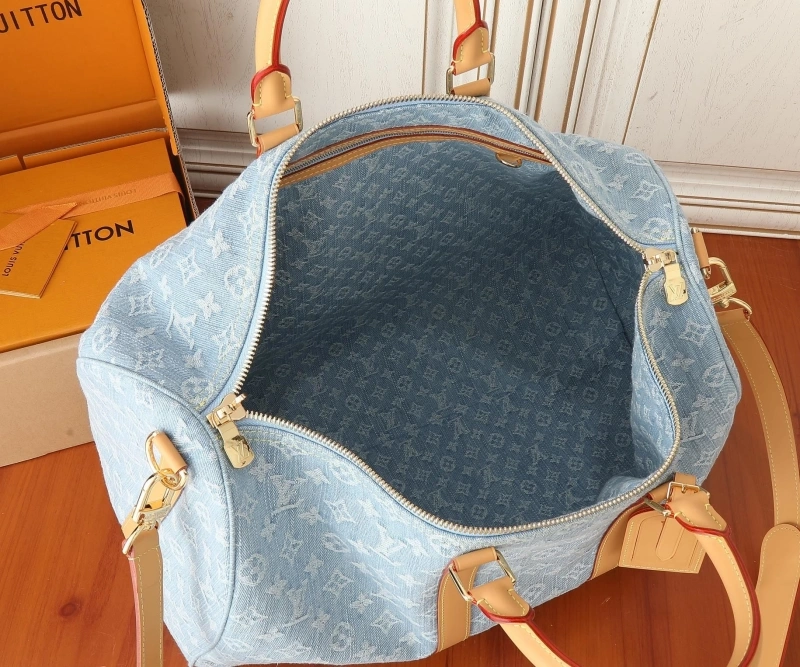 Minimalist LX Travel Bags 13684