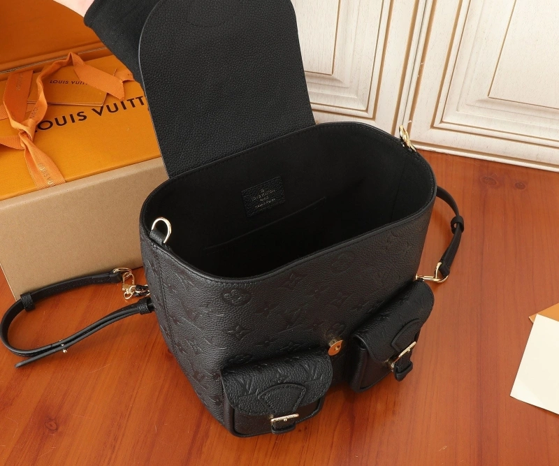 LX Backpacks Resilient 15704