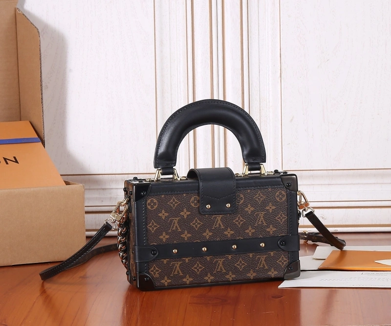 GoAnywhere LX Box Bags 15589