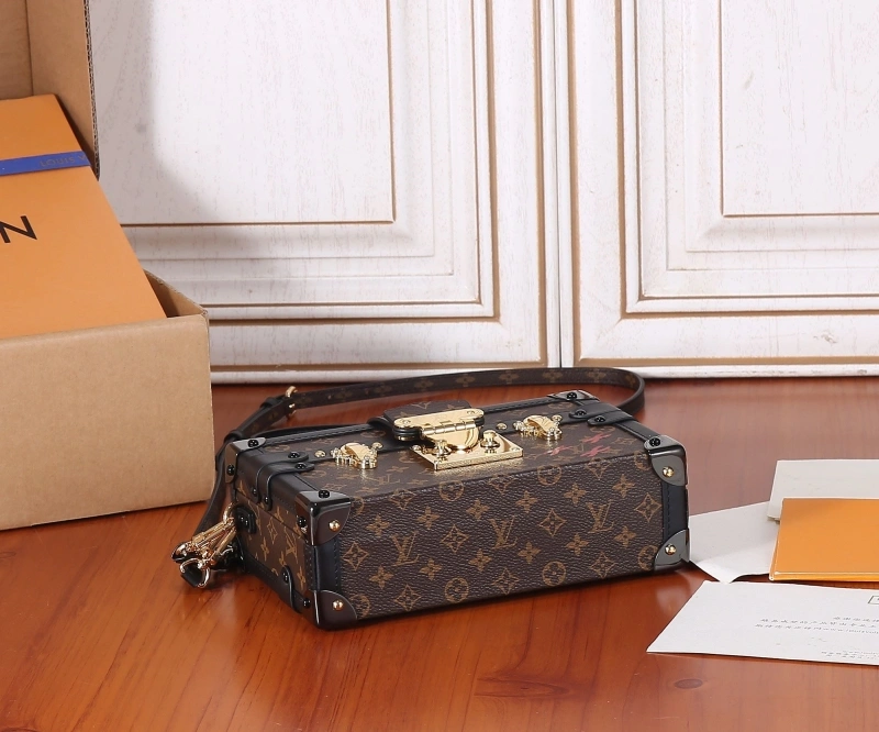 GoAnywhere LX Box Bags 15589