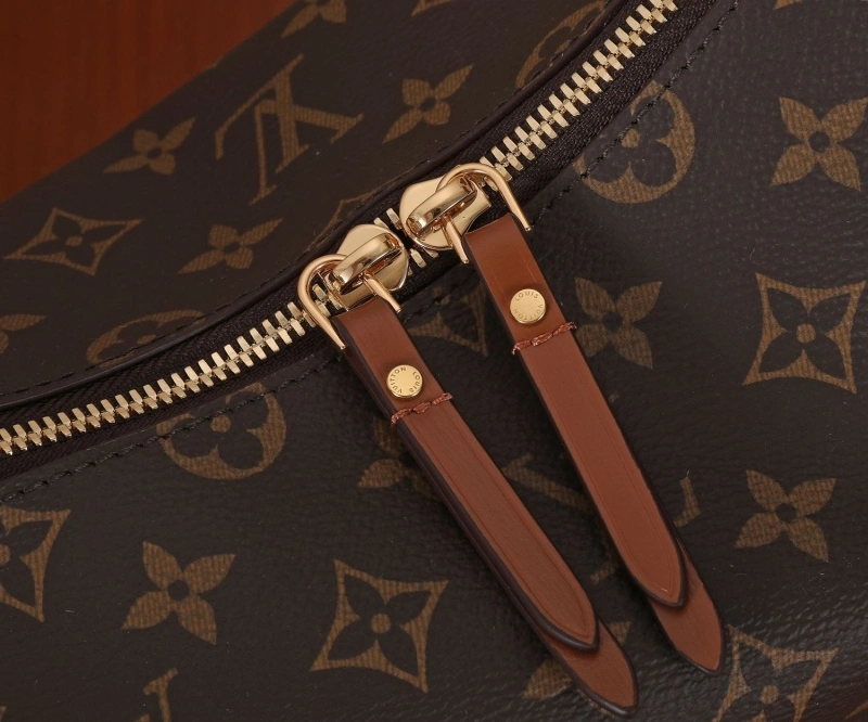 Comfortable LX Top Handle Bags 13834