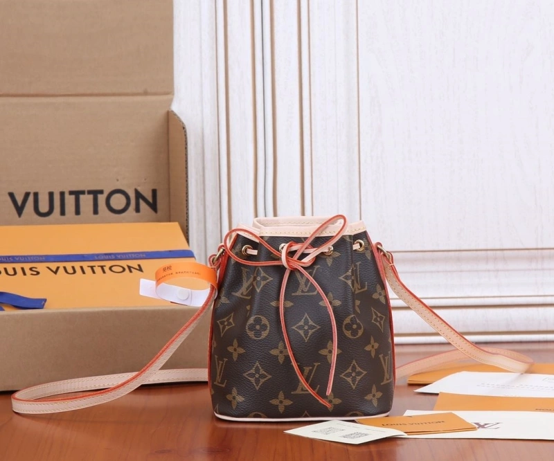 Unique LX Bucket Bags 15516