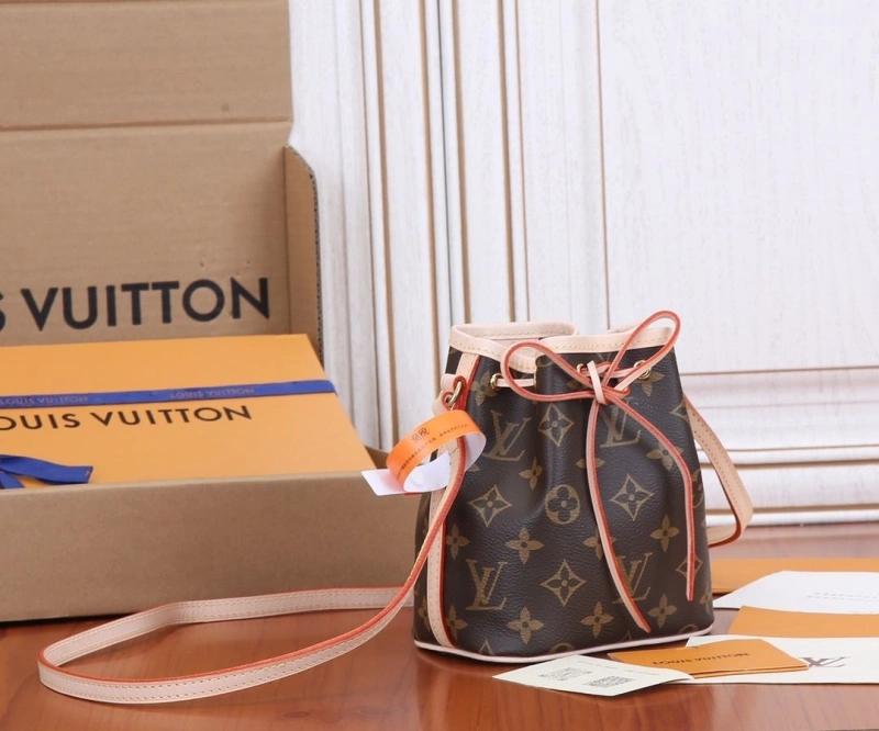 Unique LX Bucket Bags 15516