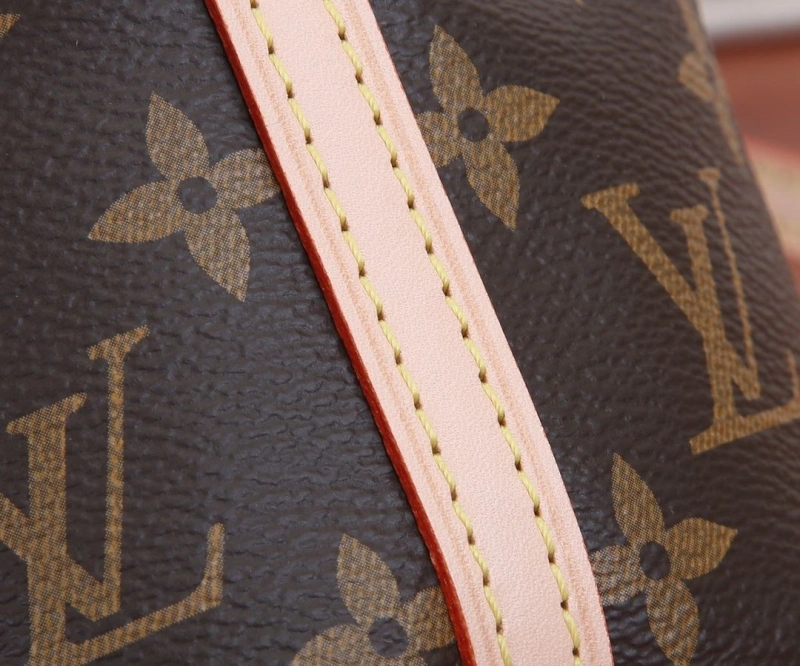 Unique LX Bucket Bags 15516