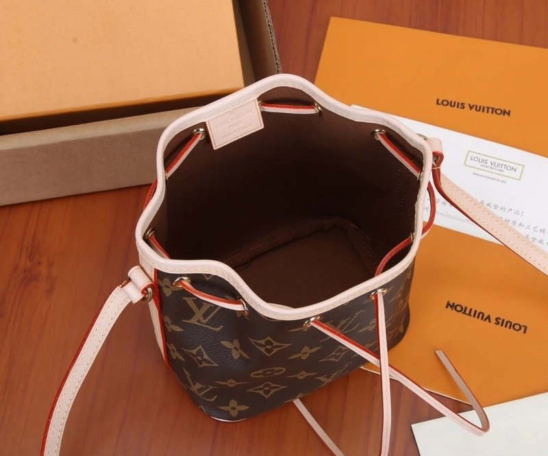 Unique LX Bucket Bags 15516