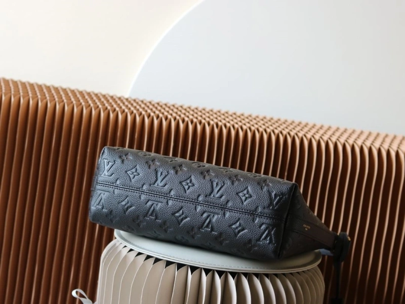 LX Top Handle Bags Modern 13831