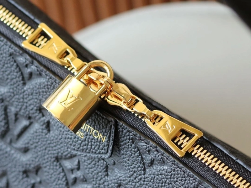 LX Top Handle Bags Modern 13831