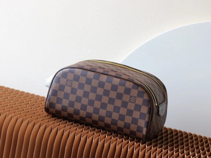 SportInspired LX Cosmetic Bags 15278