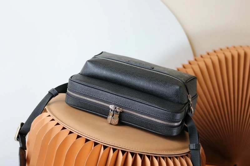 Fashionable LX Satchel bags 14590