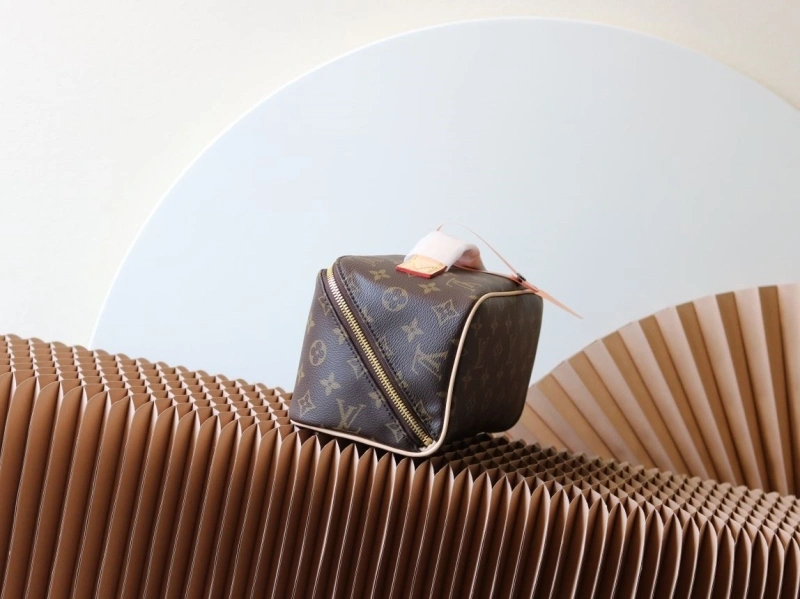 LX Cosmetic Bags Breathable 15271