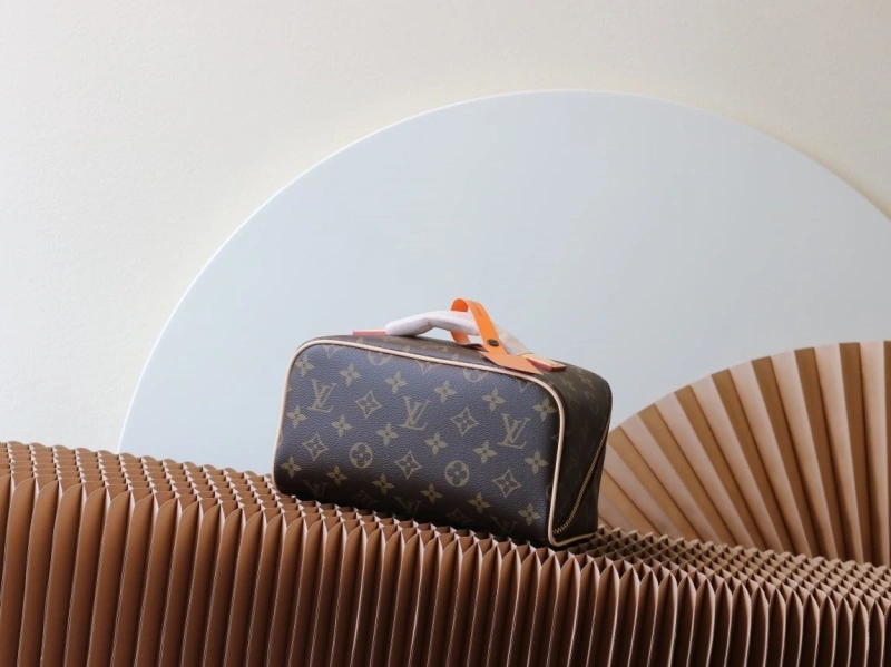 LX Cosmetic Bags Breathable 15271