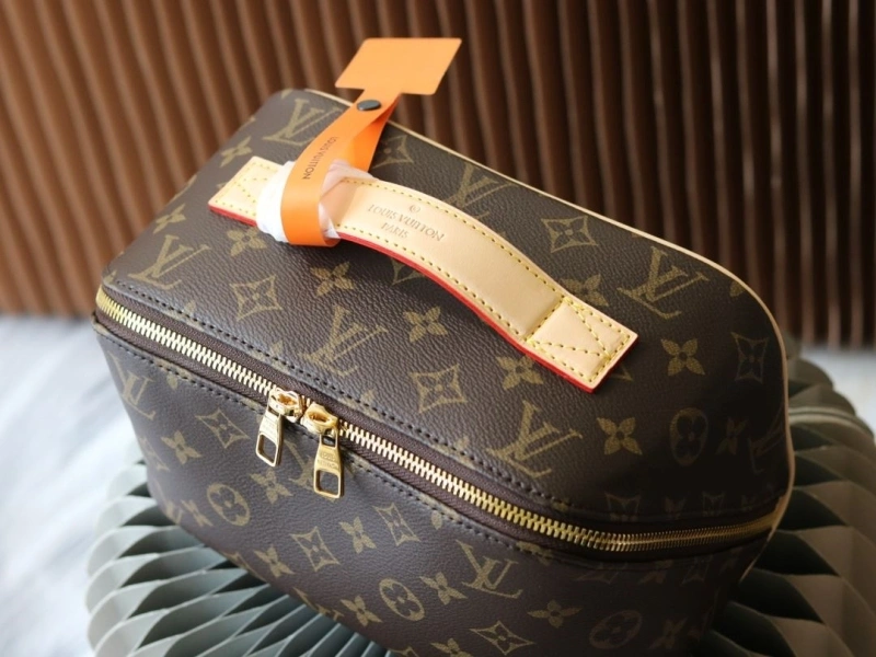 LX Cosmetic Bags Breathable 15271