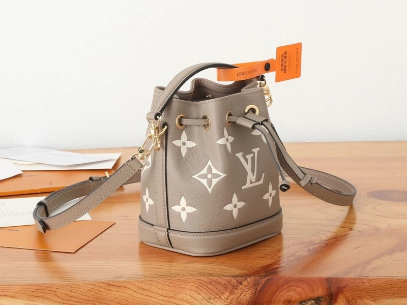 LX Bucket Bags Bright 15482