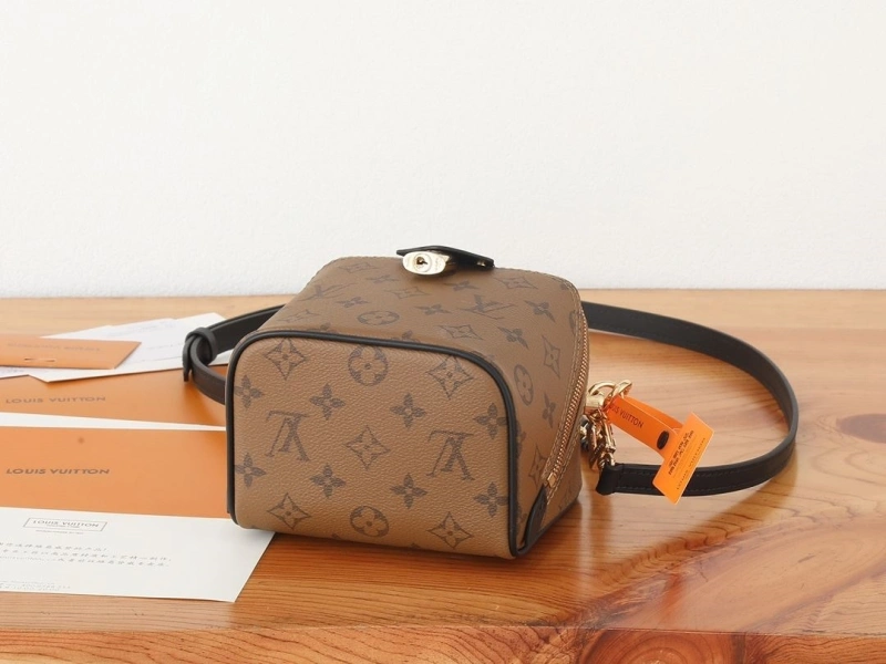 DailyWear LX Box Bags 15588