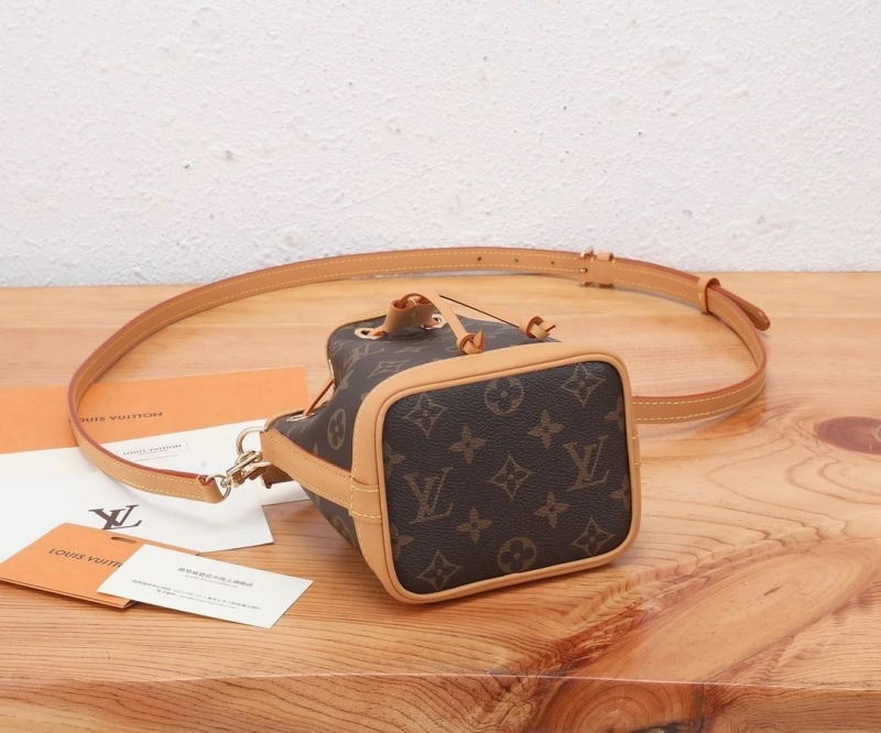LX Bucket Bags Practical 15483