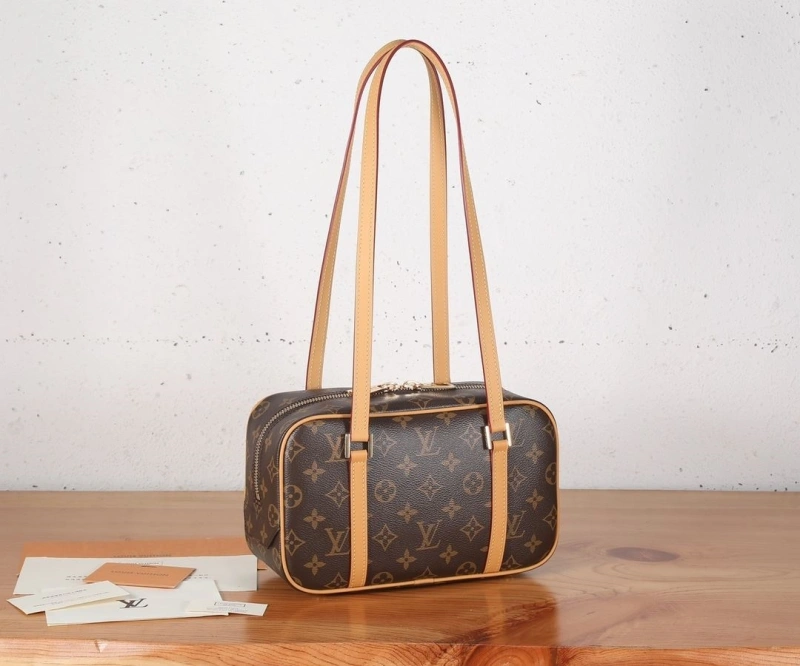 Resilient LX Top Handle Bags 13814