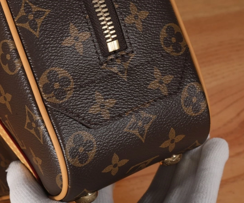 Resilient LX Top Handle Bags 13814
