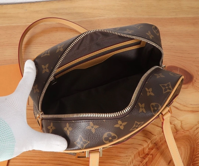 Resilient LX Top Handle Bags 13814