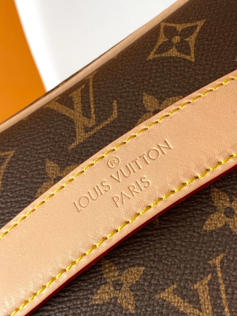 Minimalist LX Cosmetic Bags 15283