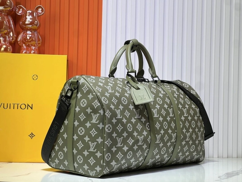 Comfortable LX Travel Bags 22802