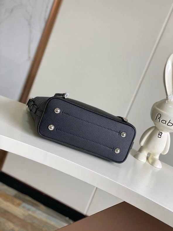 Popular LX Top Handle Bags 22933