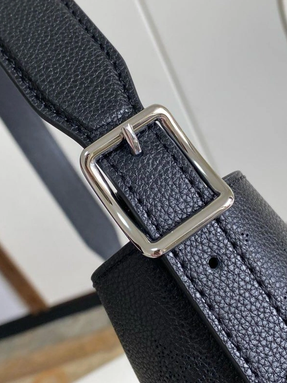 Popular LX Top Handle Bags 22933