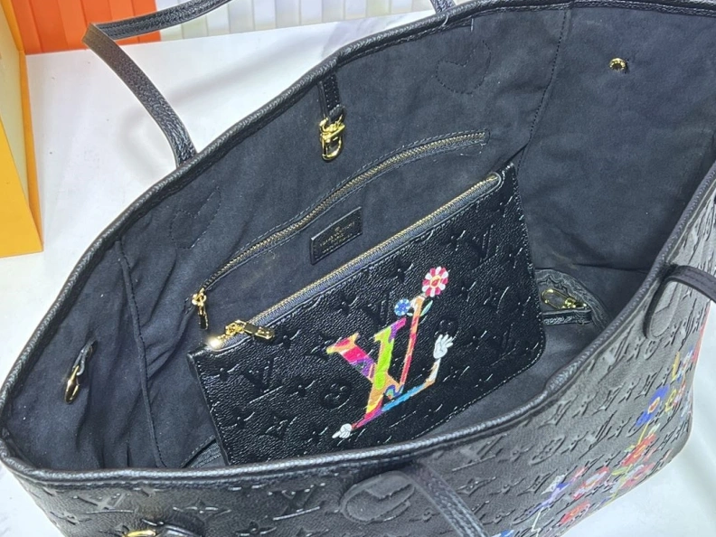 Unique LX Shopping Bags 23125