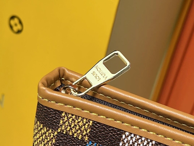Sophisticated LX Shopping Bags 23119