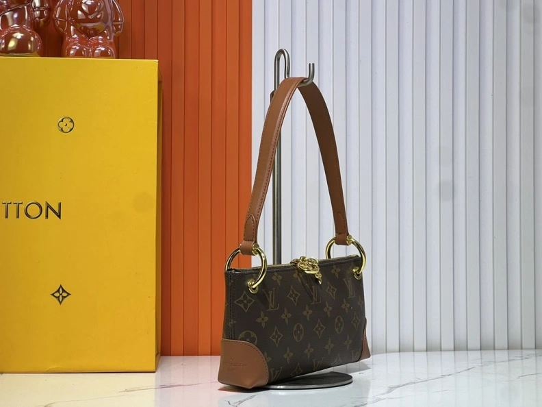 LX Top Handle Bags Modern 22926