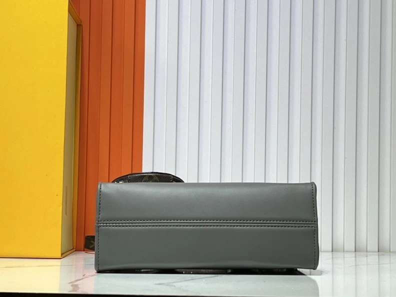 Compact LX Top Handle Bags 22915