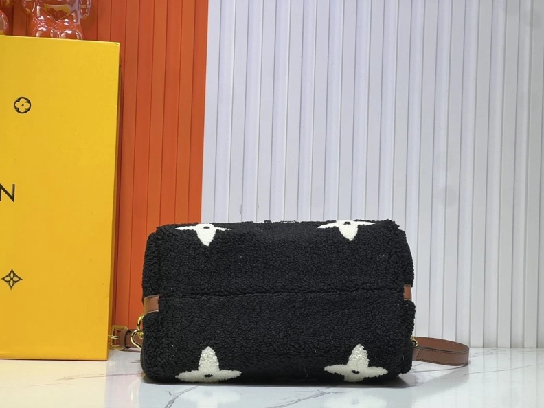 LX Speedy Bags Stylish 23006