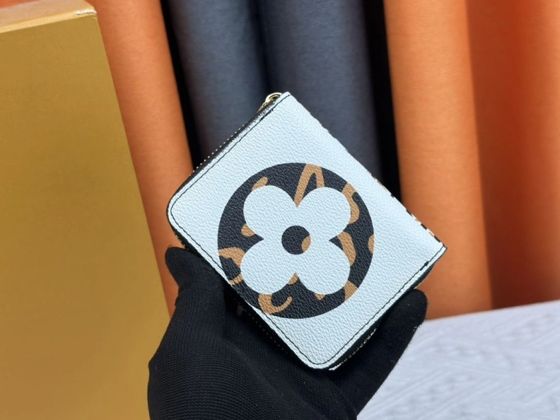 Reliable LX Wallets 22690