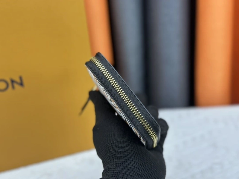 Reliable LX Wallets 22690
