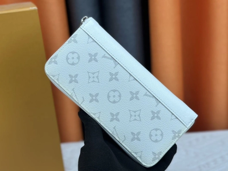AllSeason LX Wallets 22677