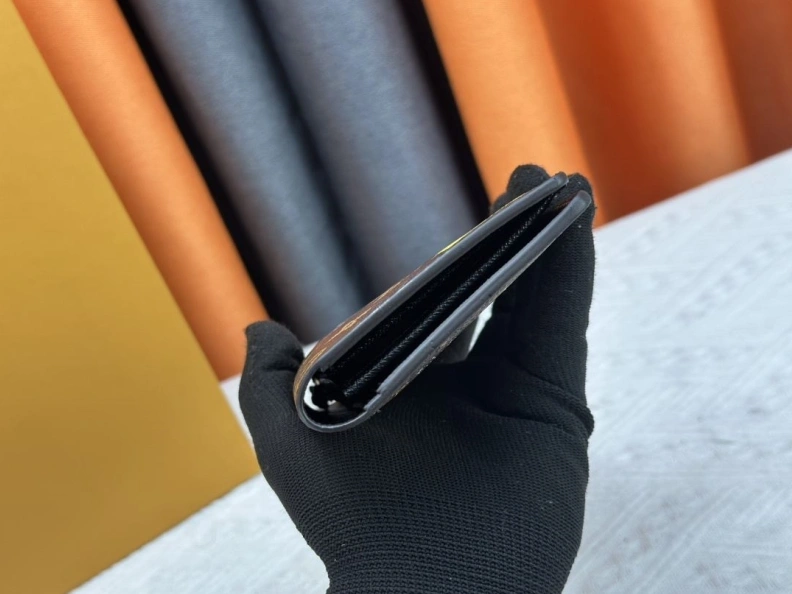 Flexible LX Wallets 22679