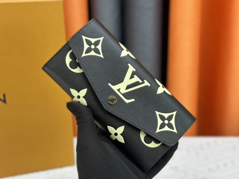LX Wallets Timeless 22666