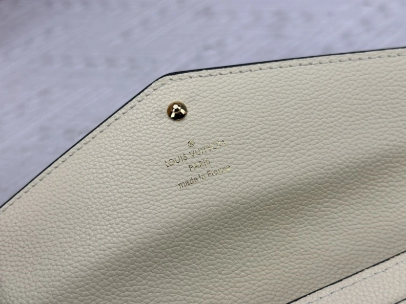Classic LX Wallets 22669