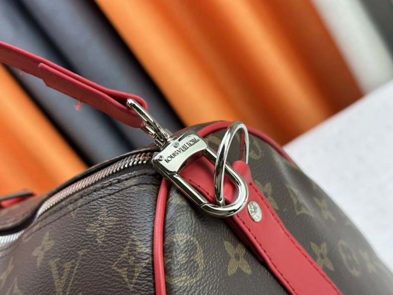 Comfortable LX Travel Bags 22787