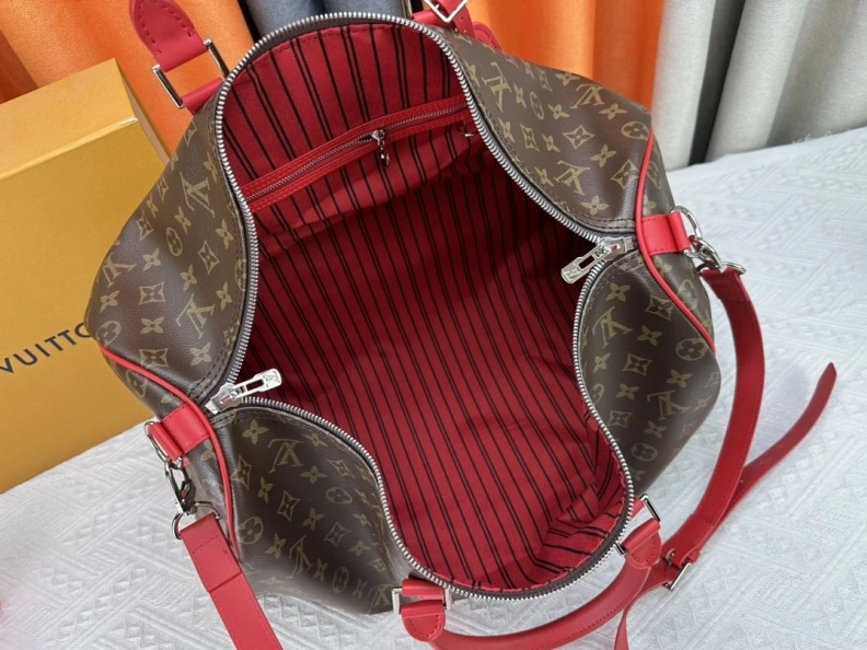 Comfortable LX Travel Bags 22787
